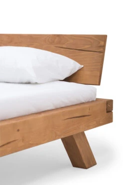 Balkenbett 140x200 Cm Rustikales Design Aus Massivem Fichtenholz In Natur -Yamazaki Mobel Geschaft salesfever balkenbett 140x200 cm rustikales design aus massivem fichtenholz in natur 3